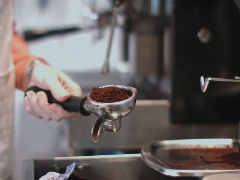 espresso kafa ima bogat ukus zbog fino izmlevene kafe